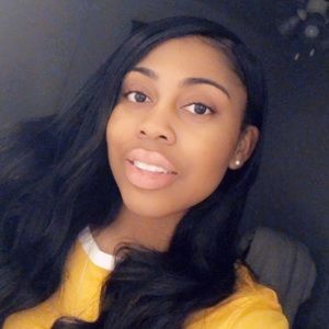 Meet your Posher, Deanna